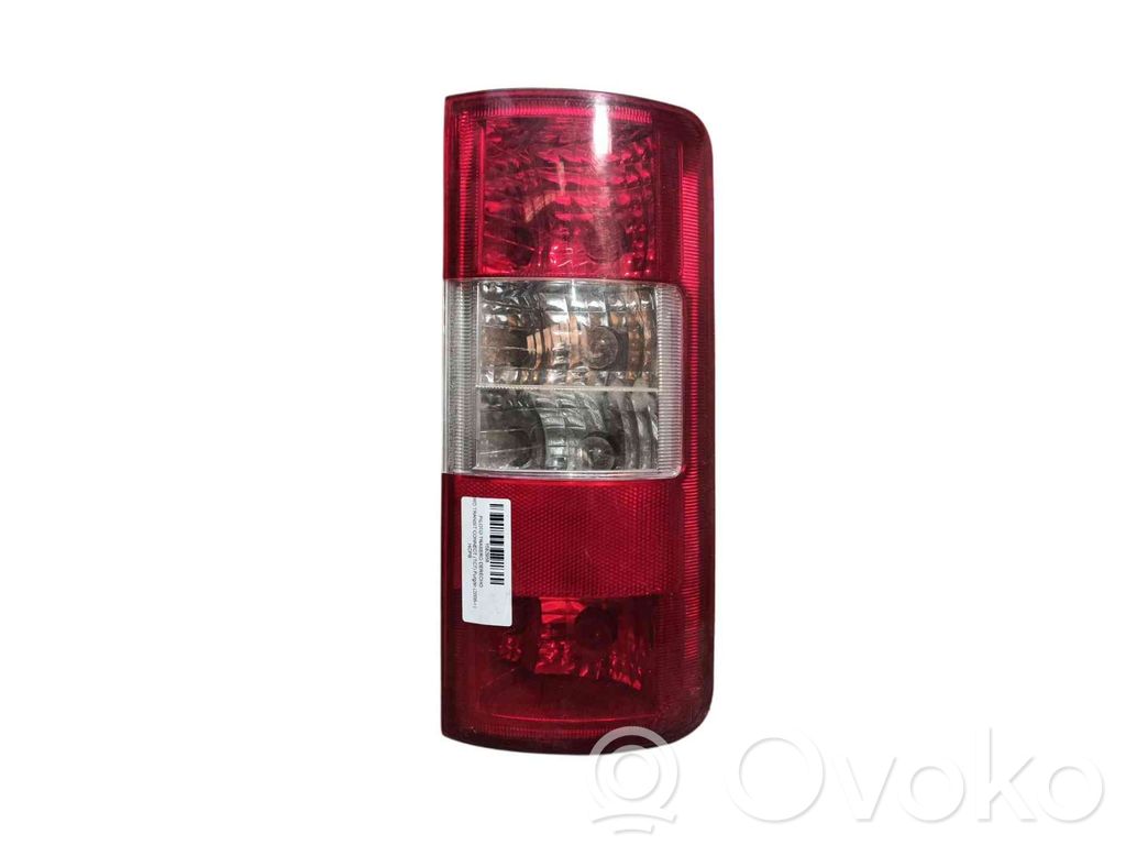 Luz trasera/de freno   1369221,20221004000307,8682022900586