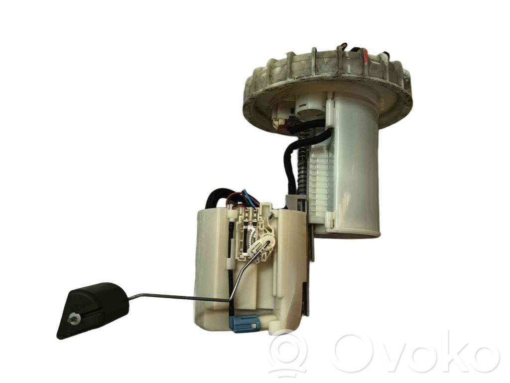 Lexus CT 200H Bomba interna de combustible 