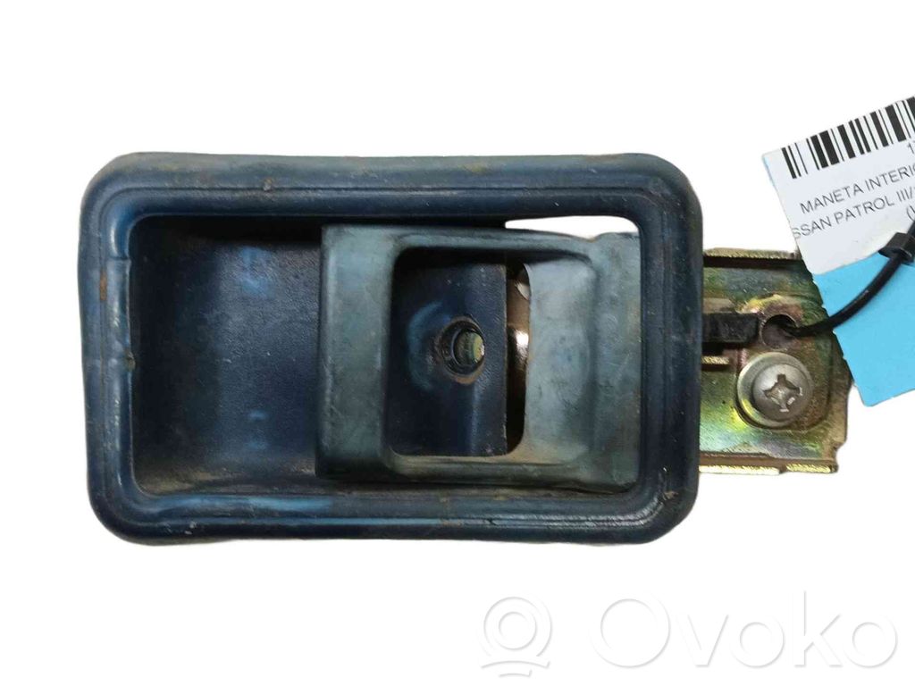 Nissan Patrol 260 Poignée intérieure de porte arrière