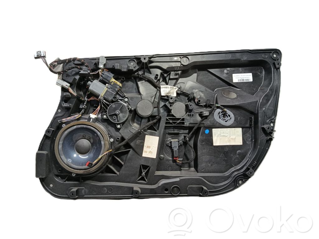 Ford Fiesta Lève-vitre électrique de porte avant 