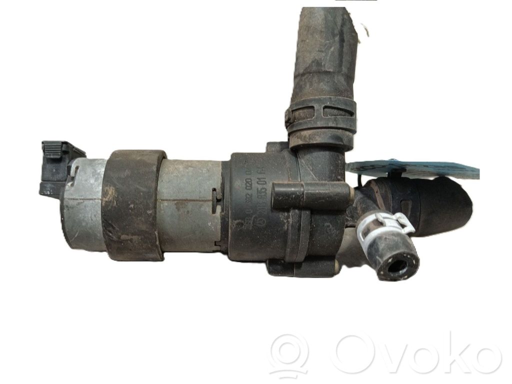 Mercedes-Benz C W203 Bomba de agua