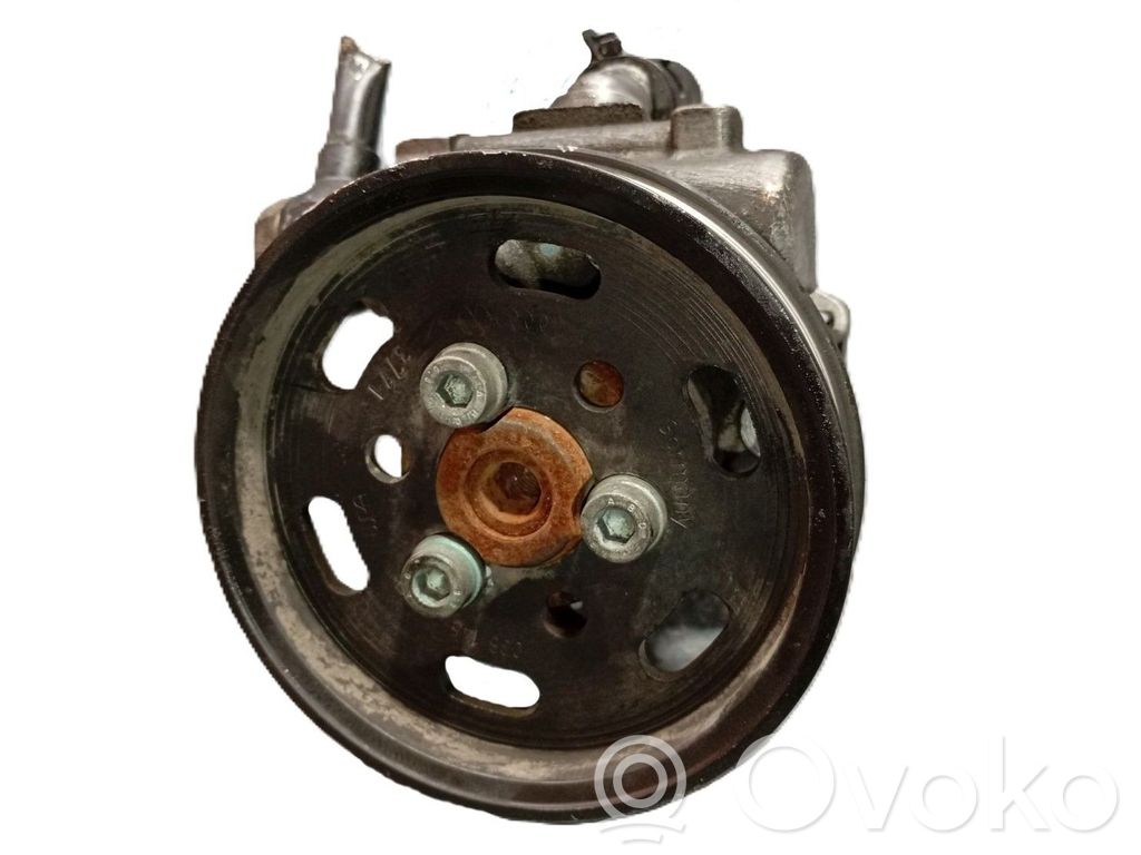 Ohjaustehostimen pumppu   1J0422154H,1J0422154