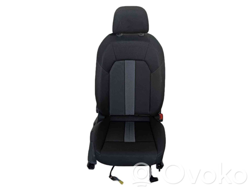 Audi A3 8Y Etumatkustajan istuin 