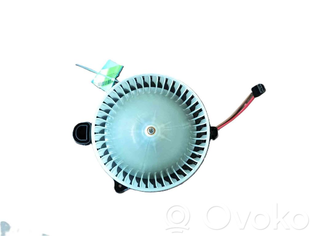 Lynk & co 01 Ventilator aerotermă