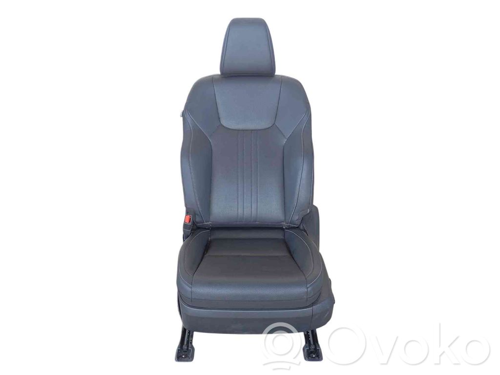 Kuljettajan istuin   7202078110