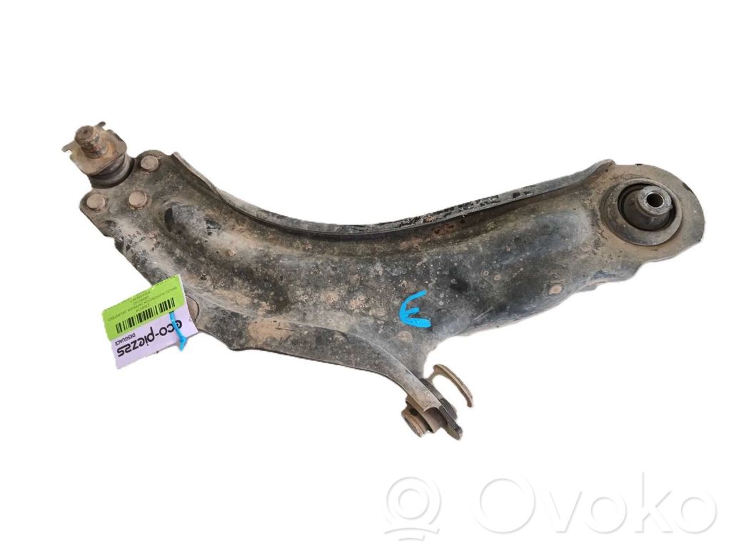 Brazo de suspensión delantero   8200586567
