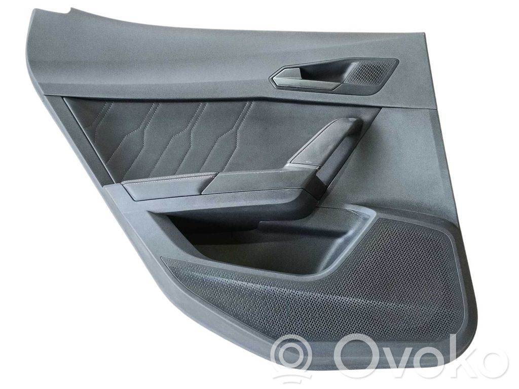 Cupra Formentor Takaoven verhoilu