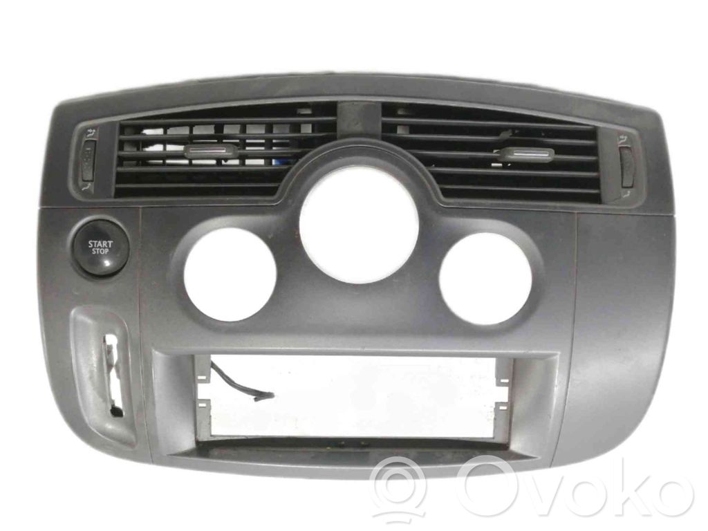 Renault Scenic II - Grand scenic II Wlot / Kanał powietrza intercoolera
