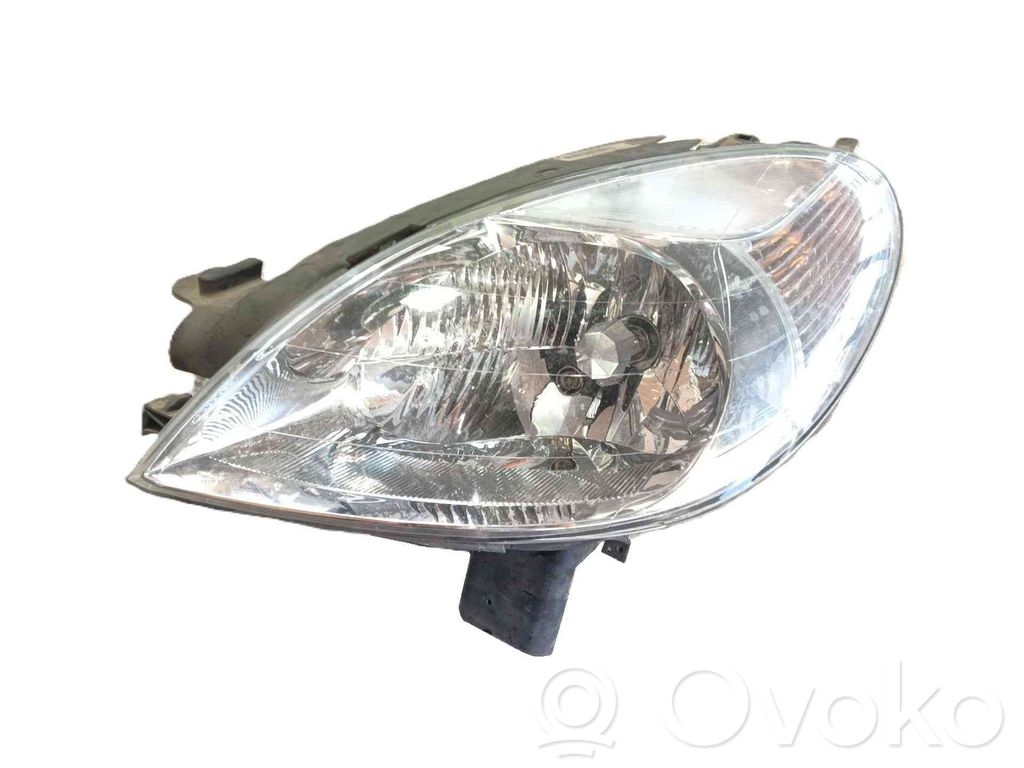 Phare frontale   6204W0,89310170,9649557480