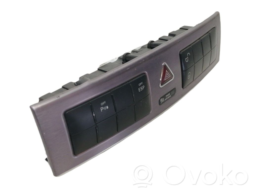 Mercedes-Benz CLC CL203 Interruttore/pulsante di controllo multifunzione