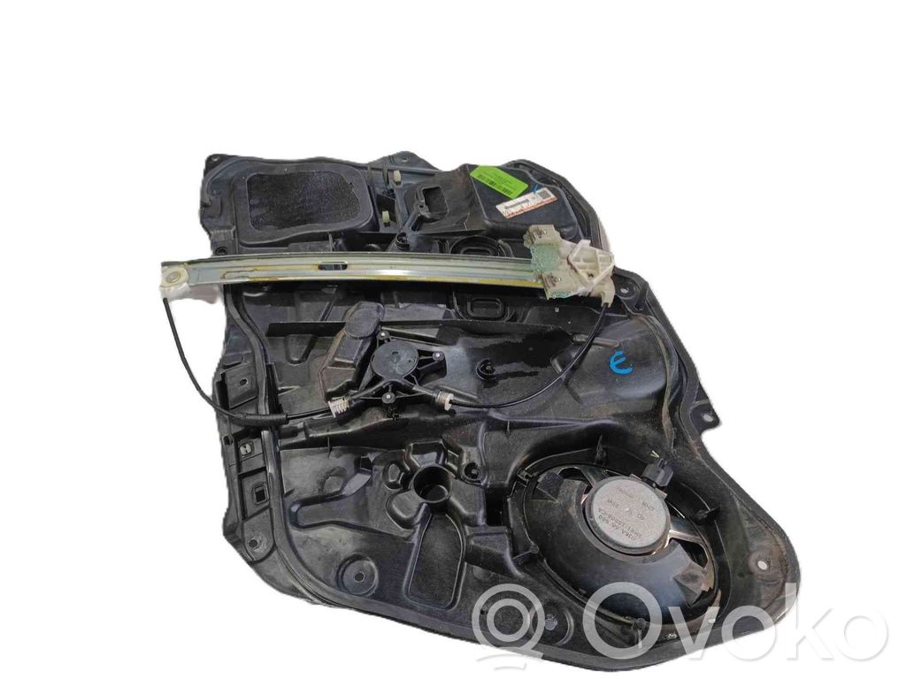 Mazda 3 I Alzacristalli manuale della portiera anteriore