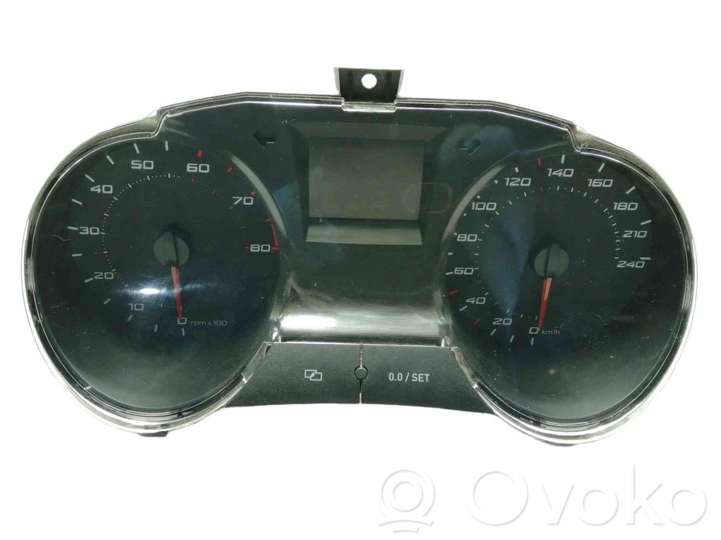 Seat Ibiza IV (6J,6P) Vitezometru (grup de instrumente) 