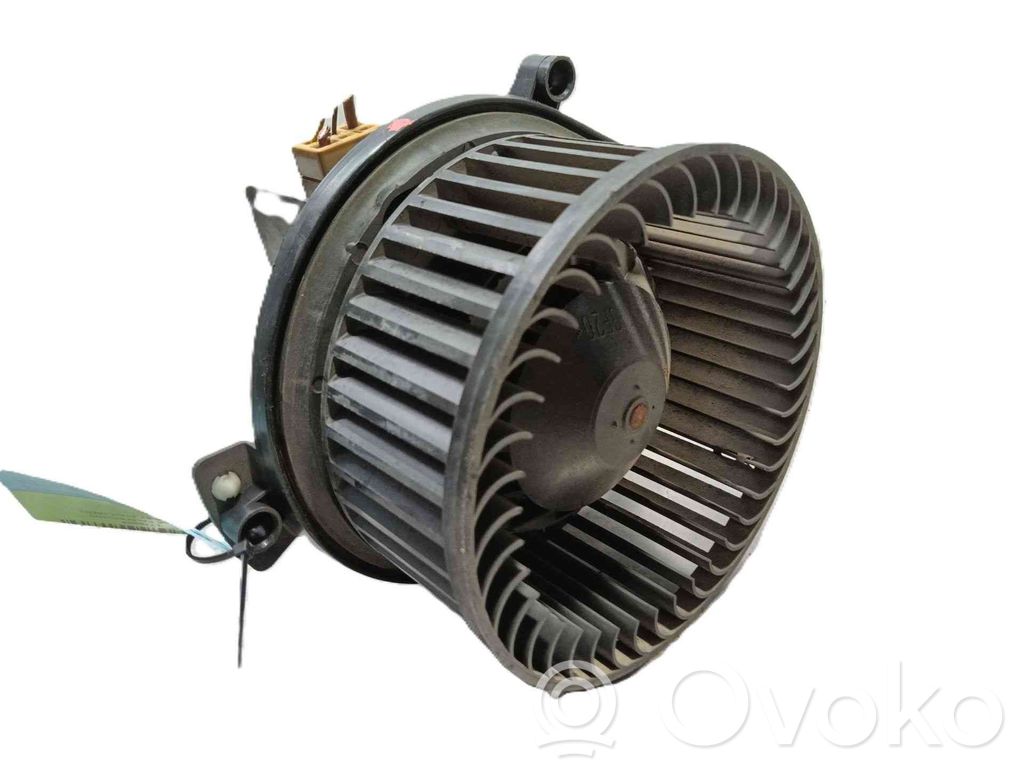 Heizungslüfter   8E1820021E,9020016