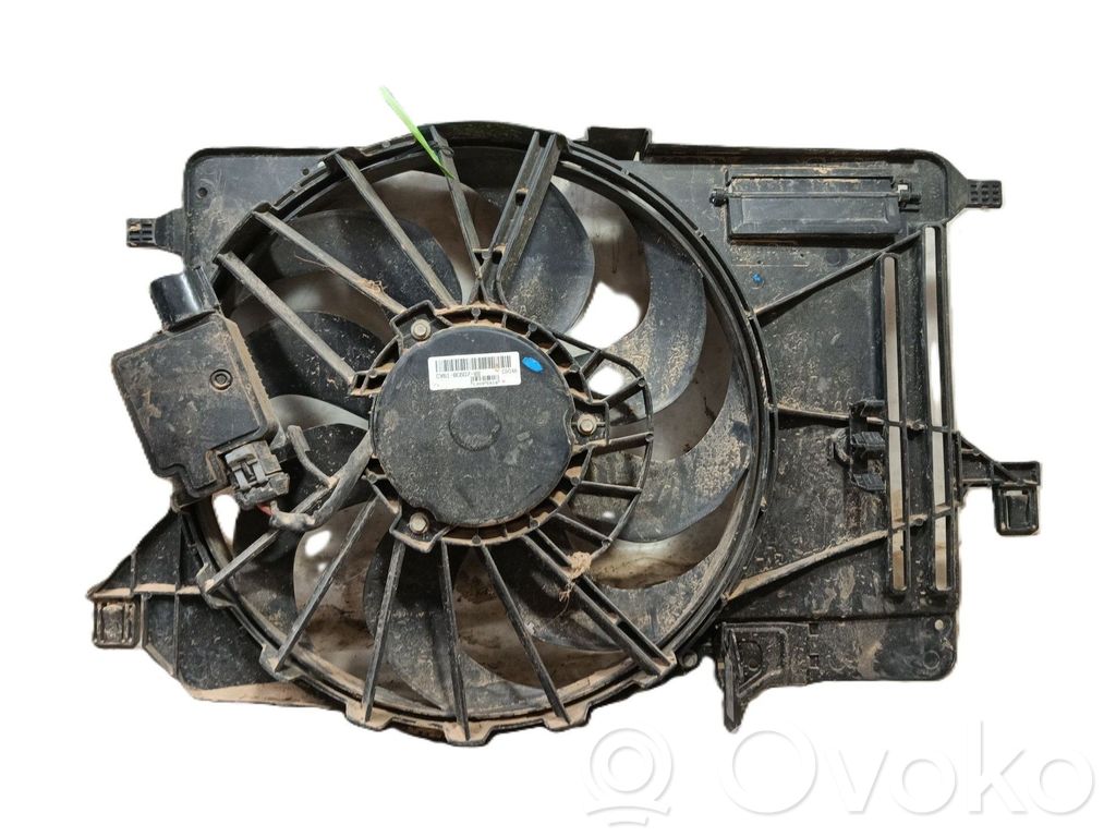 Ford Focus Elektryczny wentylator chłodnicy 