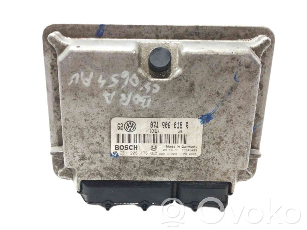 Volkswagen Bora Unitate/modul de control motor 