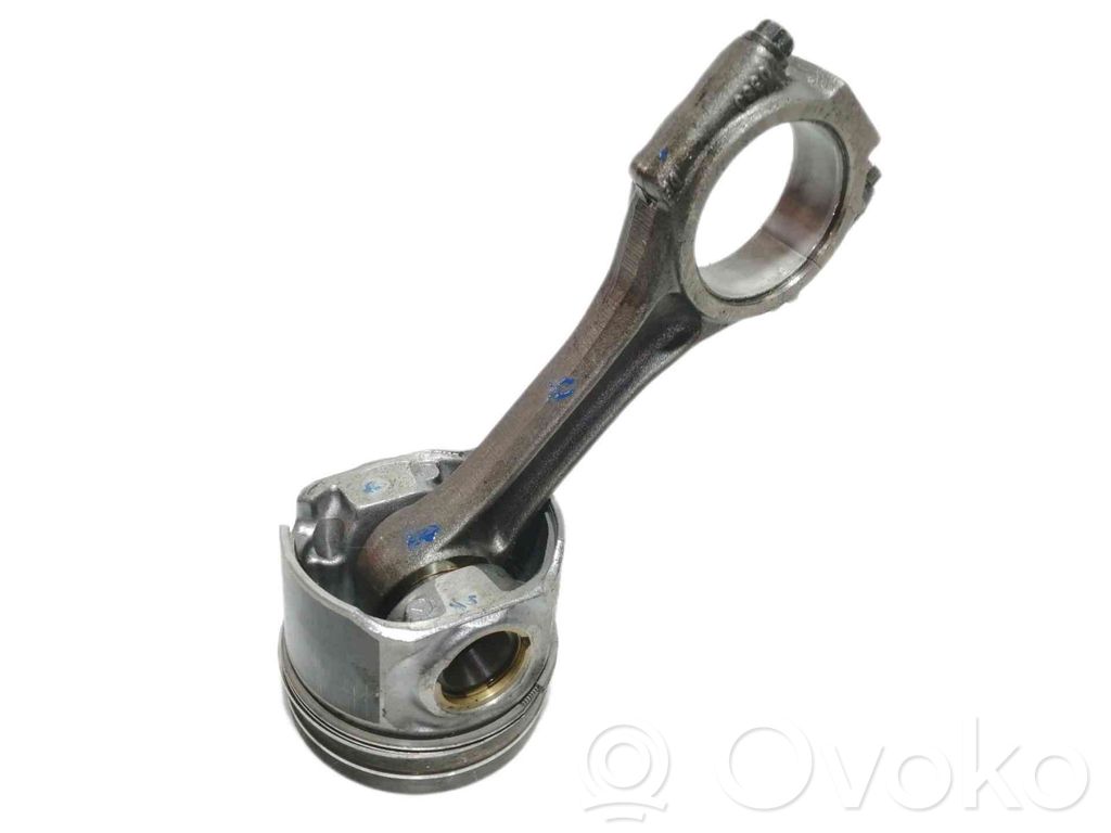 Mitsubishi Outlander Piston 