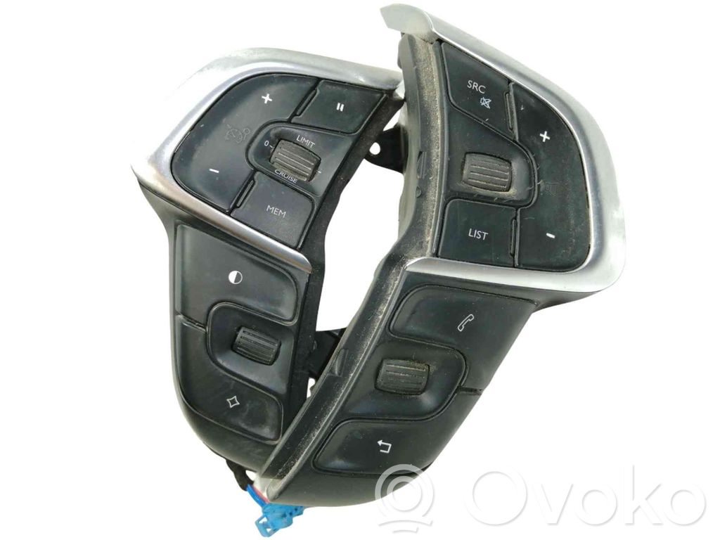 Citroen DS4 Boutons / interrupteurs volant