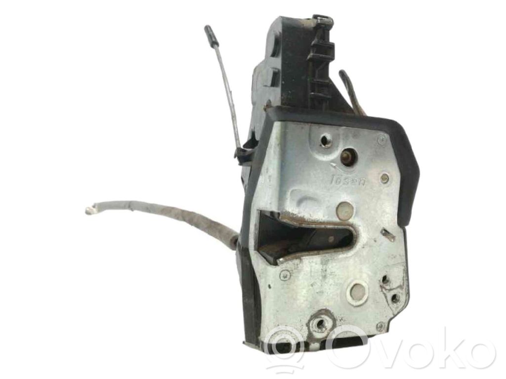 Zamek drzwi przednich   51217011308