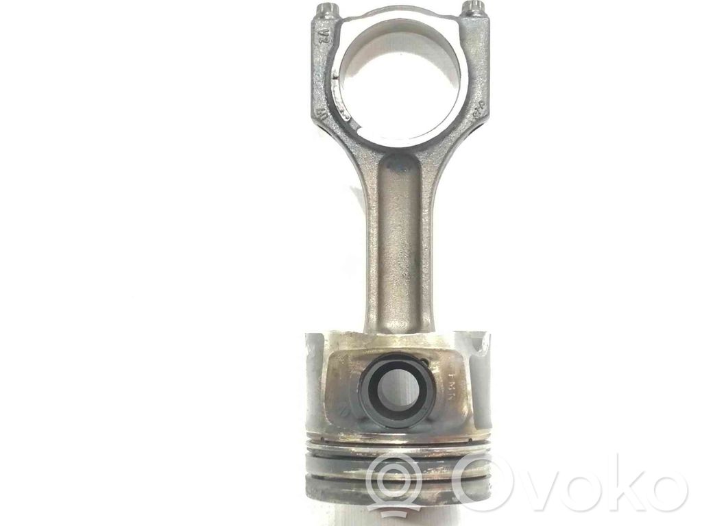 Piston