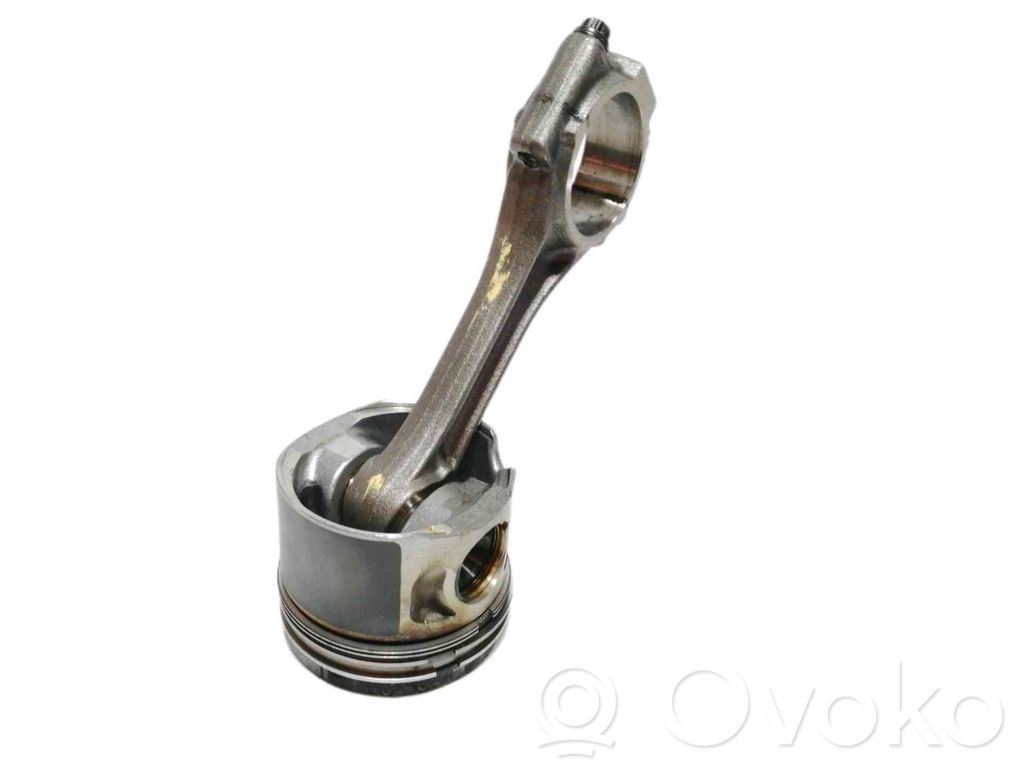 Volkswagen Golf SportWagen Piston 