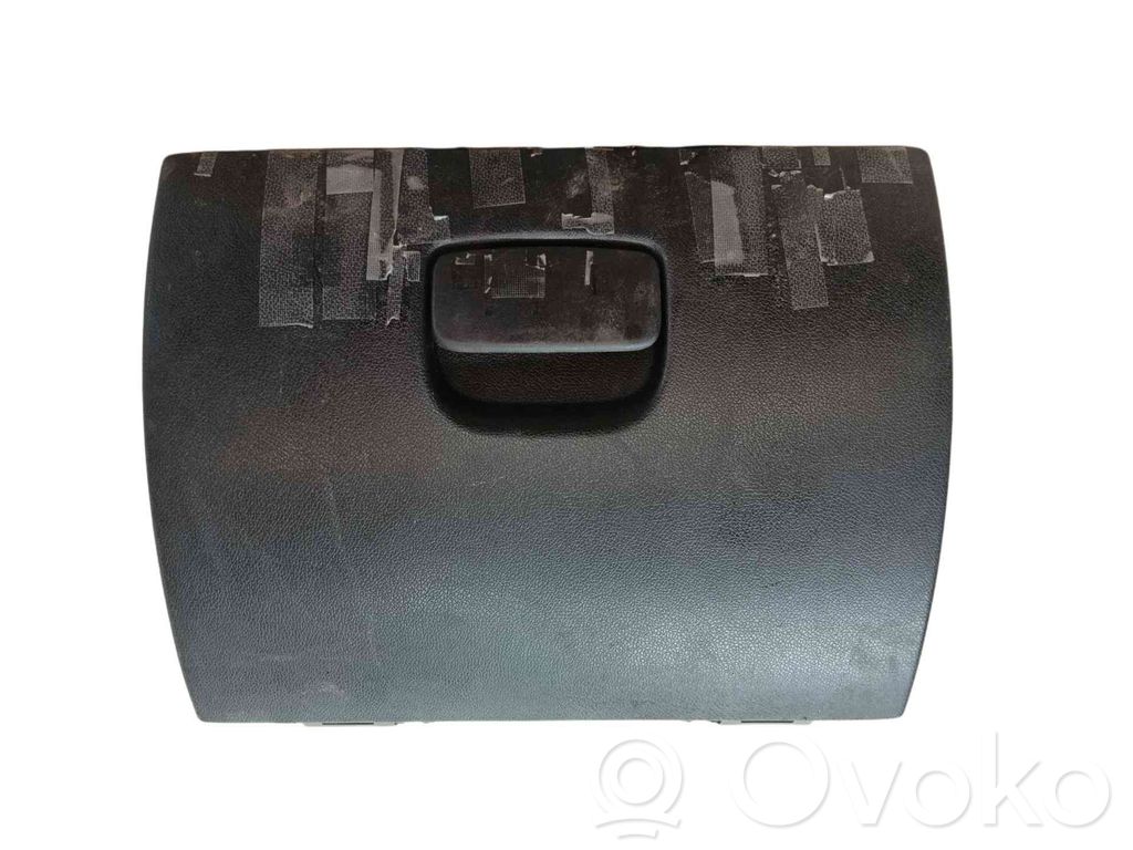 Hansikaslokero   685006535R,M20244P200,6321S810