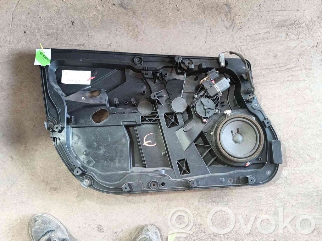 Ford Fiesta Alzacristalli manuale della portiera anteriore