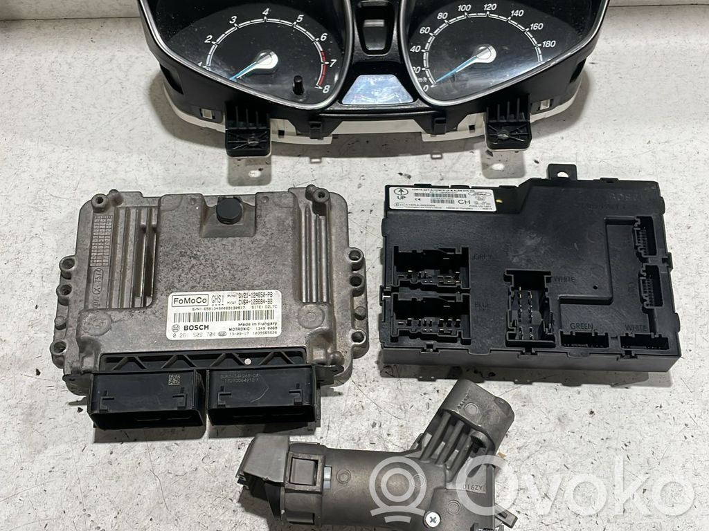 Engine ECU kit and lock set   0261S09704,0261S09704