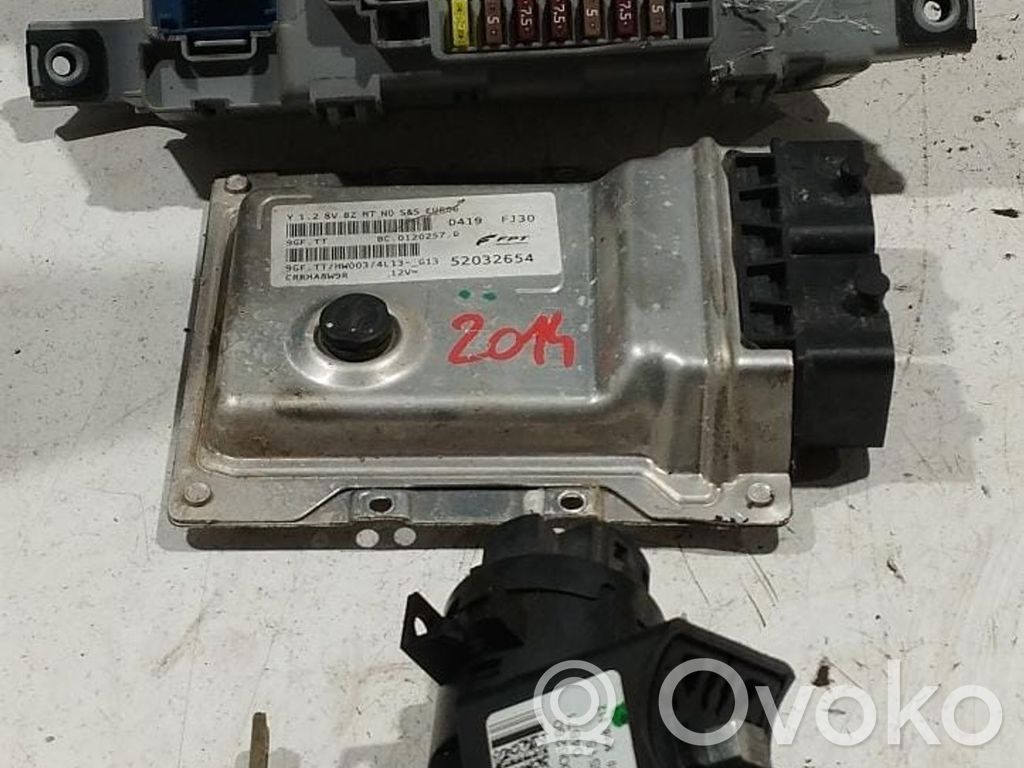 Lancia Ypsilon Engine ECU kit and lock set 