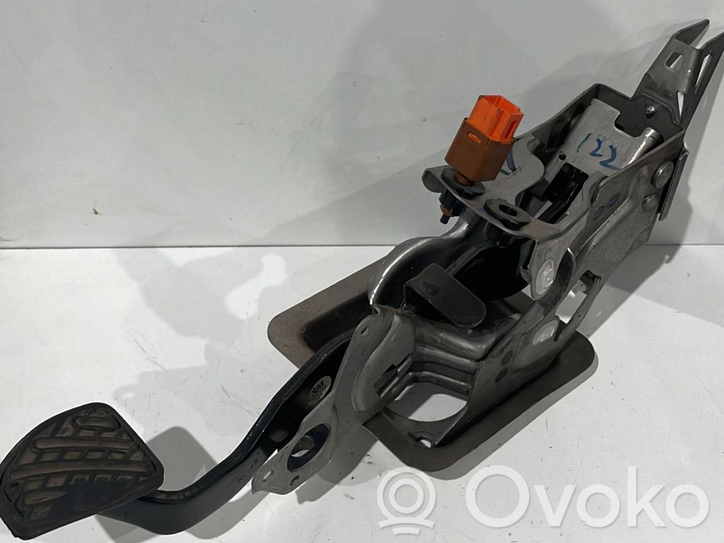Nissan Note (E11) Pedală frână 