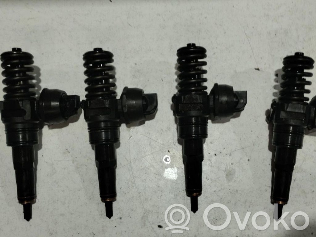 Audi A4 S4 B7 8E 8H Injector combustibil 