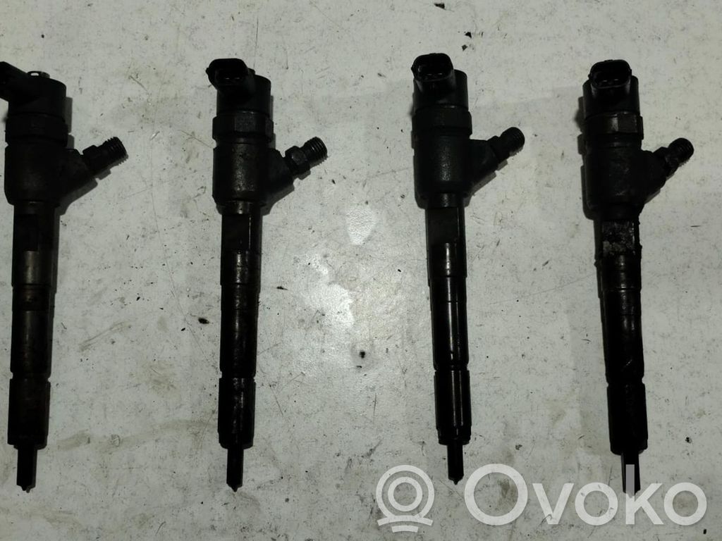 Inyector de combustible   0445110083,0445110083