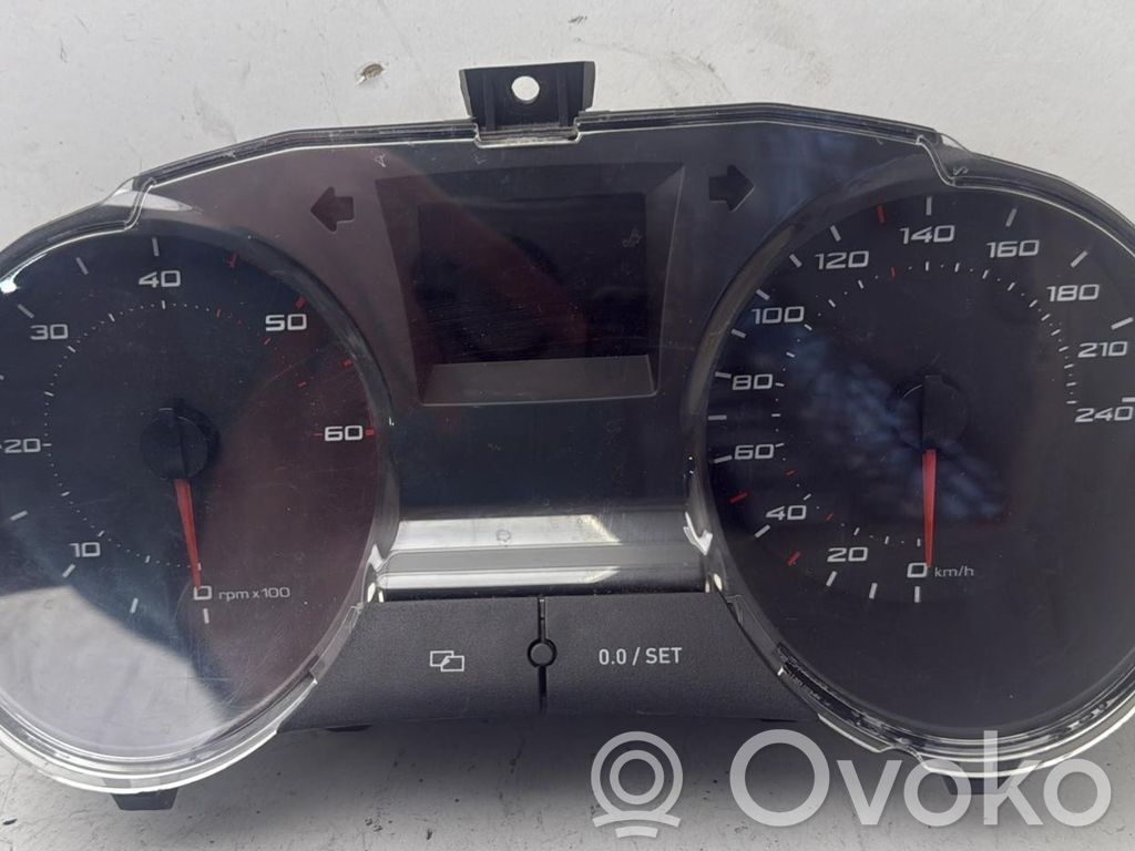 Seat Ibiza IV (6J,6P) Vitezometru (grup de instrumente)