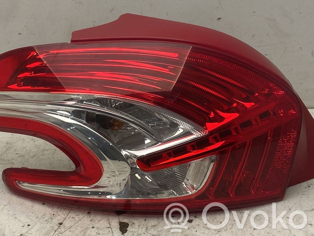 Peugeot 208 I Lampă spate în caroserie 