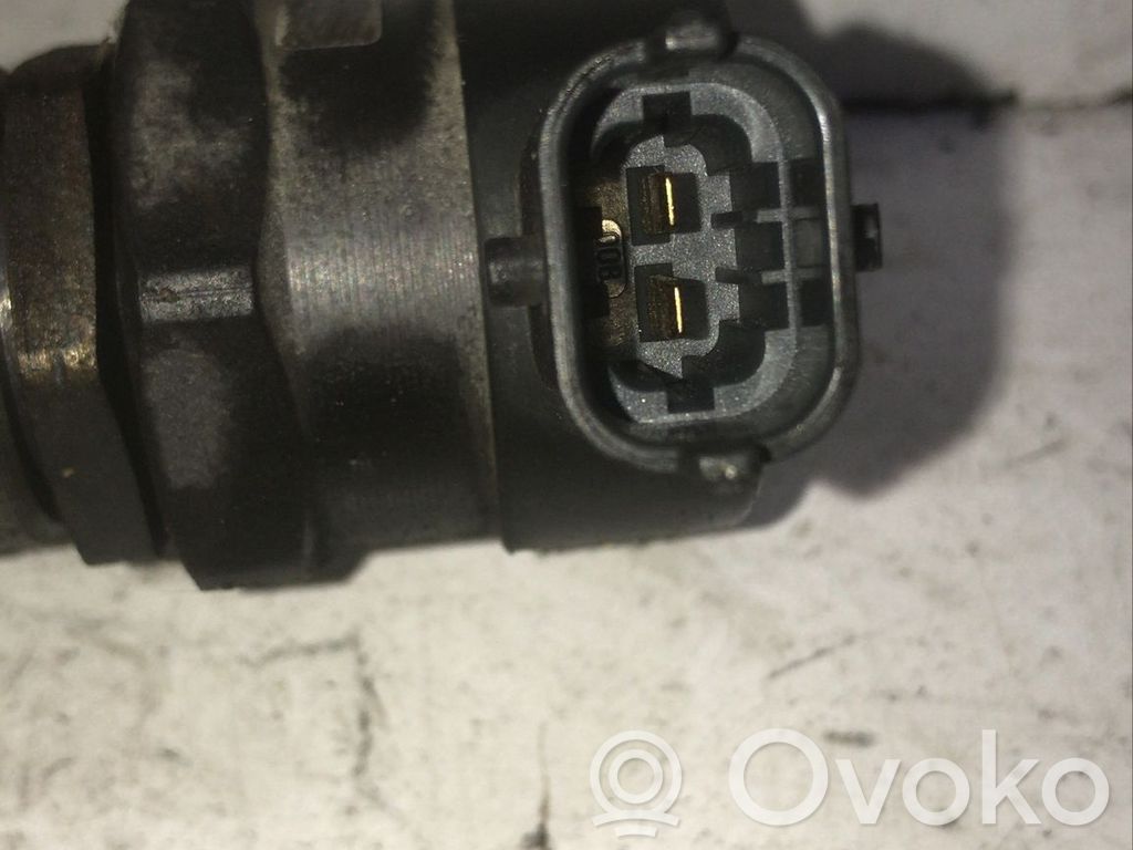 Toyota Yaris Listwa wtryskowa 