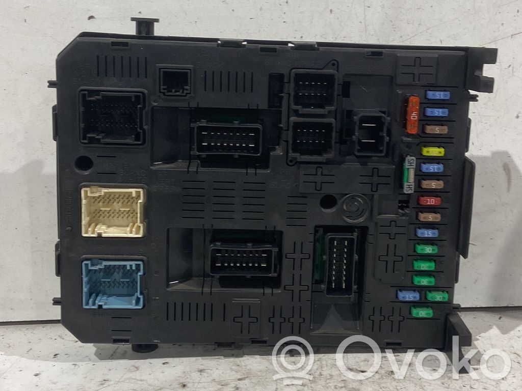 Module de fusibles   281164872,281164872