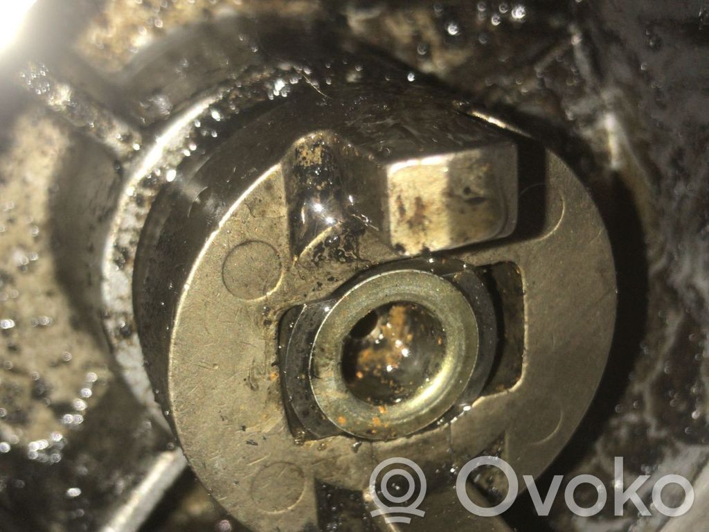 BMW 5 E39 Pompă vacuum 