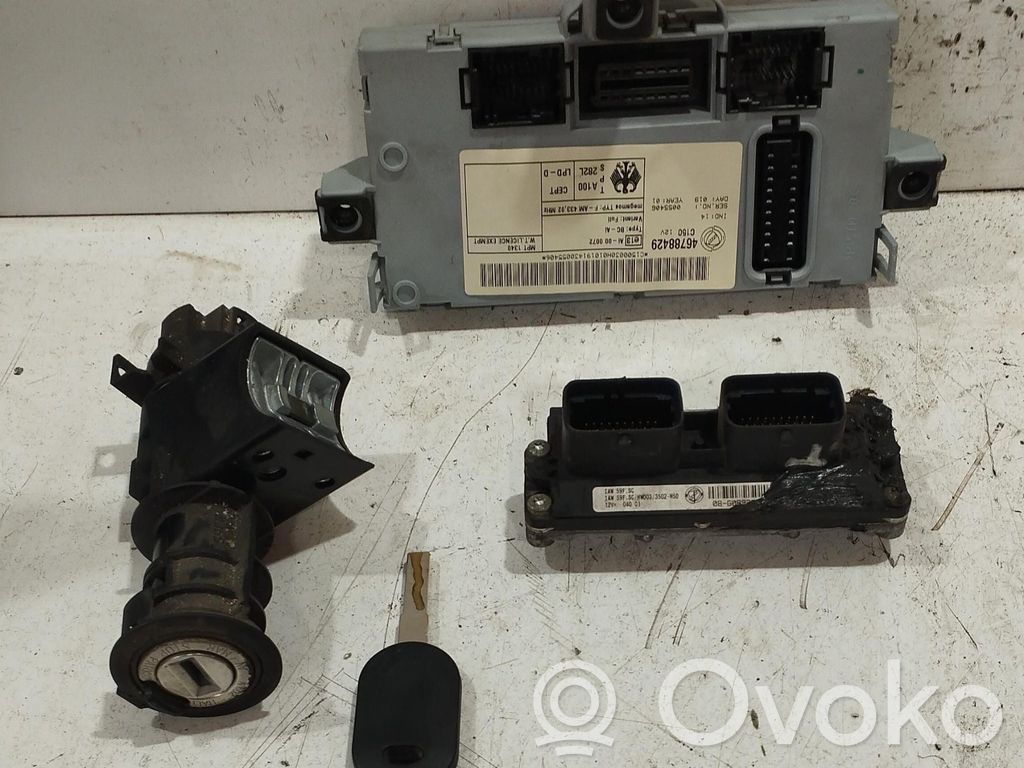 Fiat Doblo Komputer / Sterownik ECU i komplet kluczy 