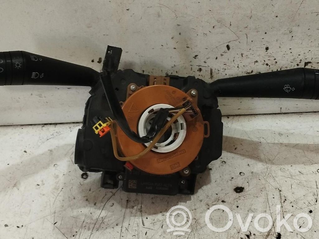 Fiat Doblo Bloc semnalizator și ștergător parbriz