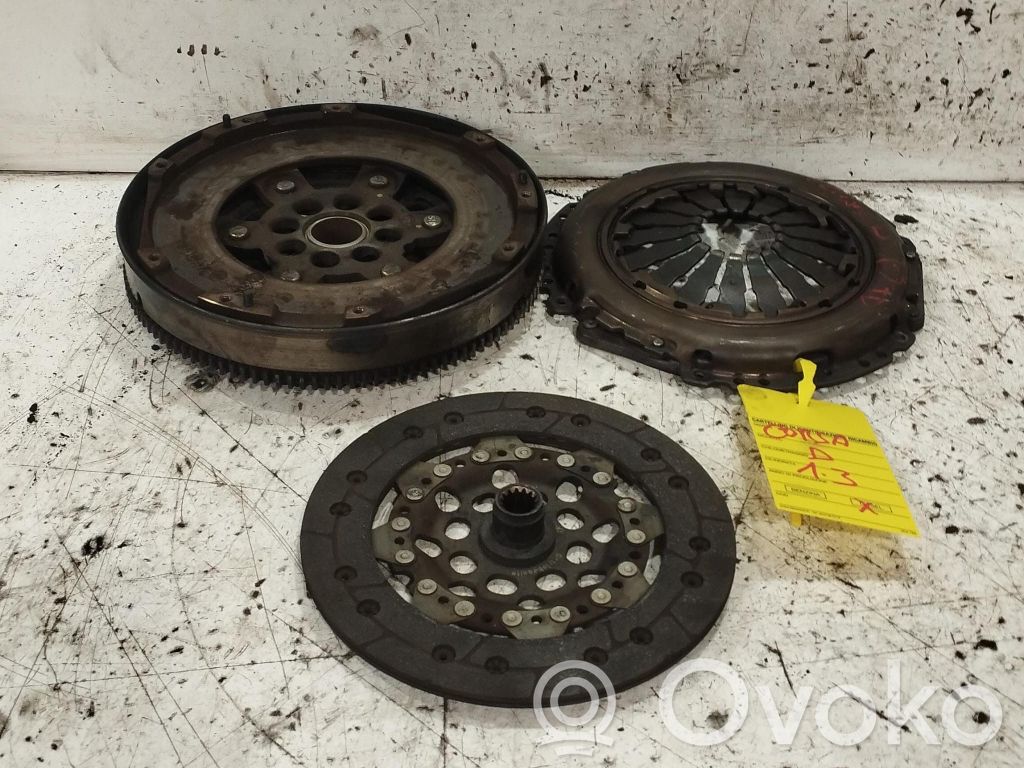 Opel Corsa D Kupplungssatz 