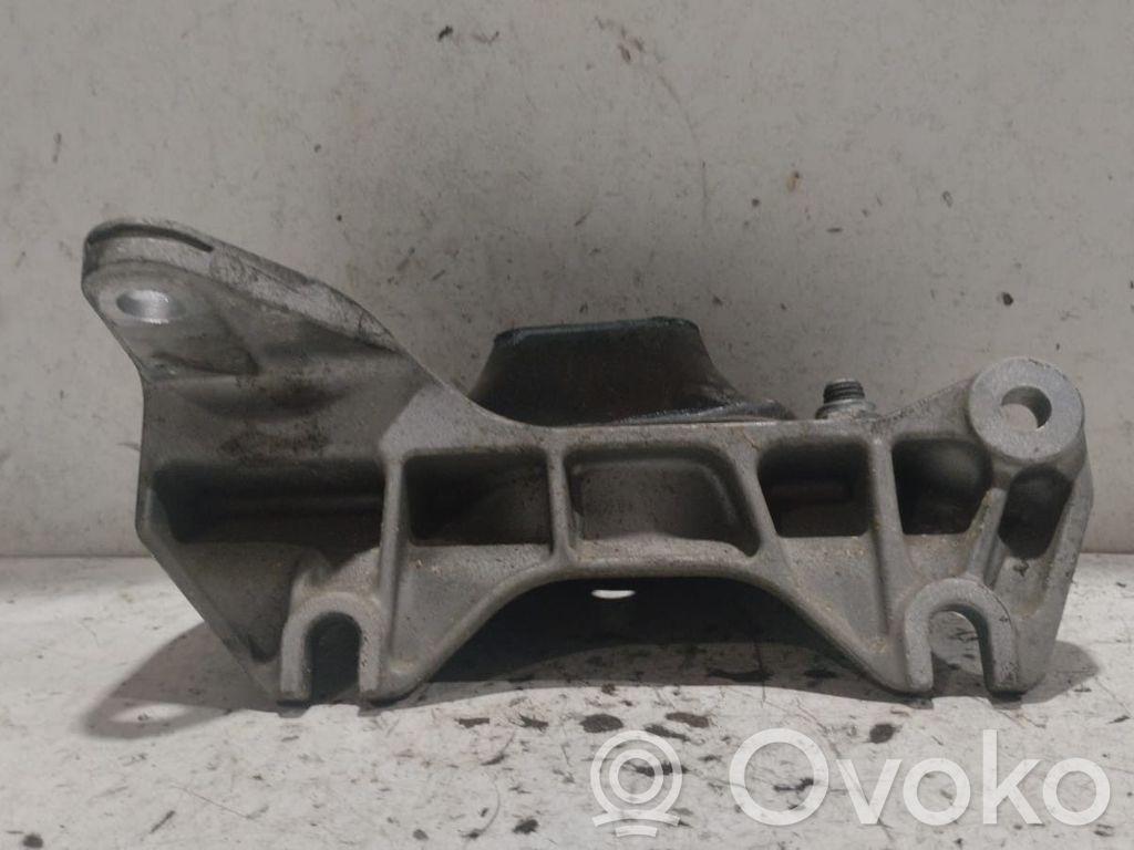 Dacia Duster Suport motor