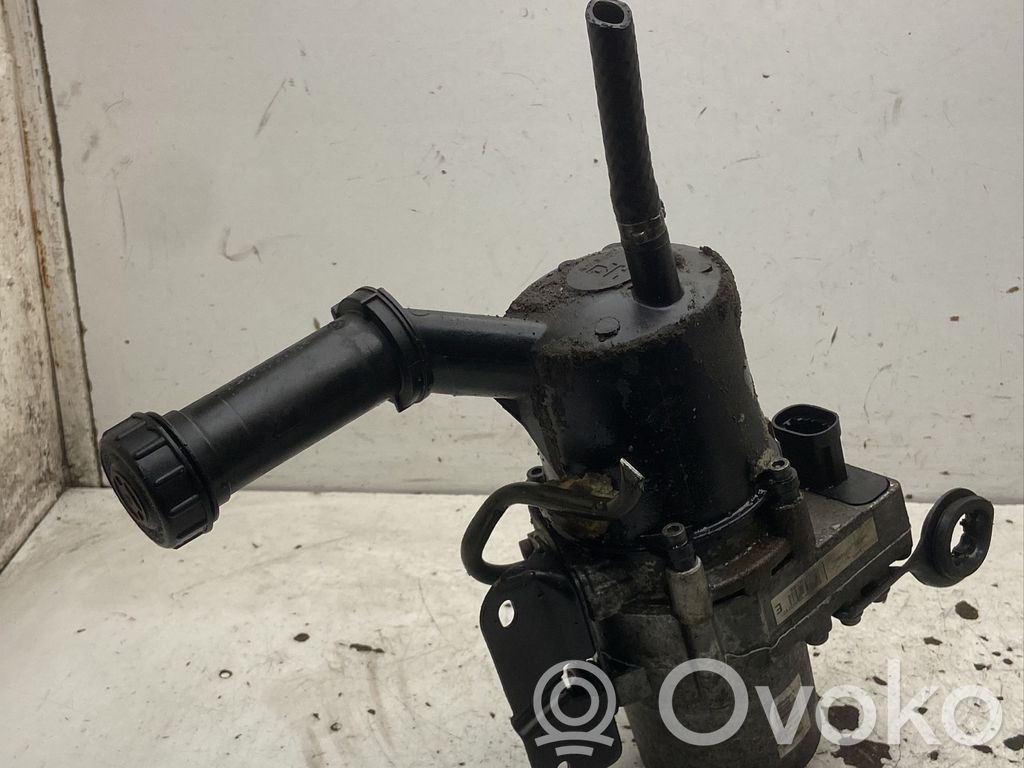 Ohjaustehostimen pumppu   9654151180,9654151180