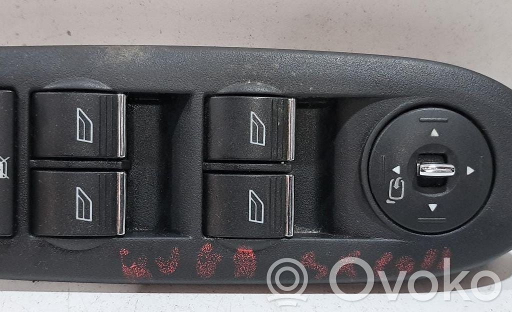 Przyciski szyb   9M5T14A132AA,9M5T14A132AA