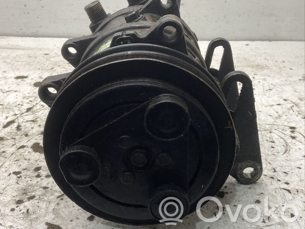 Iveco Daily 4th gen Air conditioning (A/C) compressor (pump) 