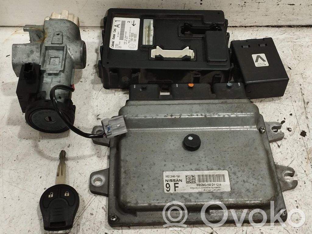 Komputer / Sterownik ECU i komplet kluczy   MEC940160D11214,MEC940160D11214
