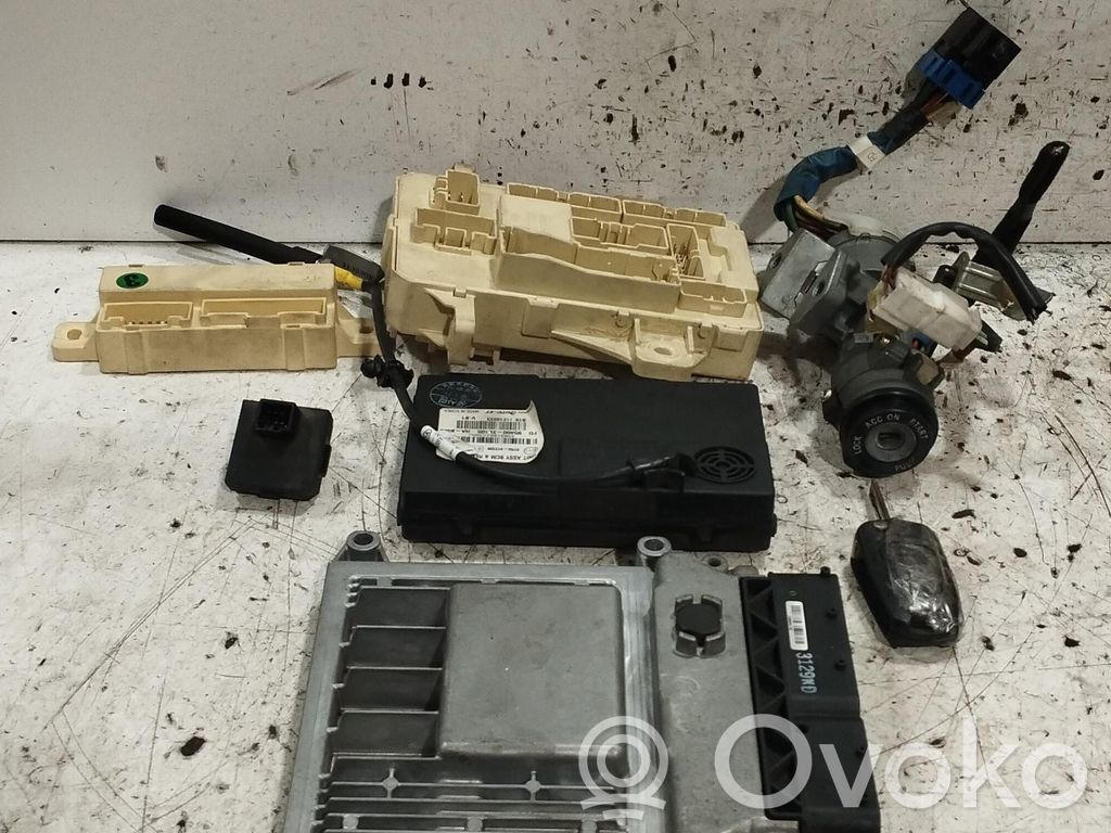Hyundai i30 Kit centralina motore ECU e serratura 