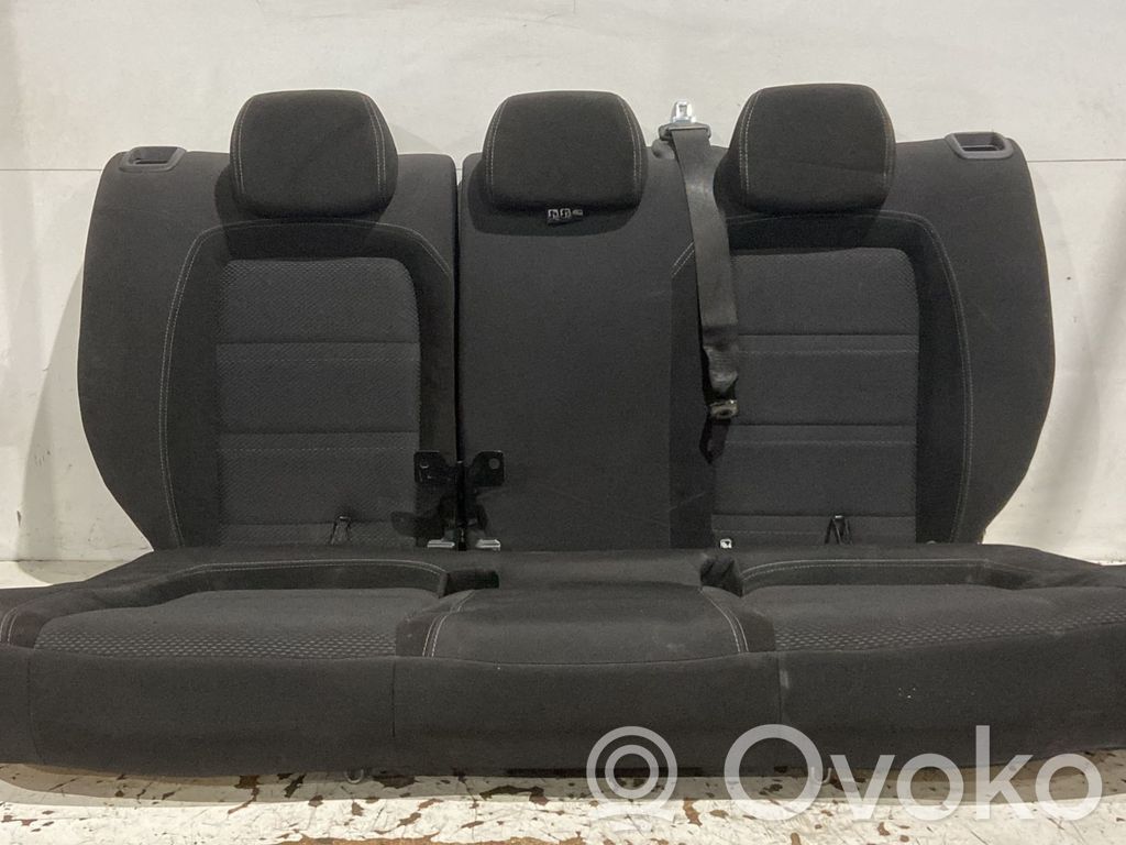 Interior set