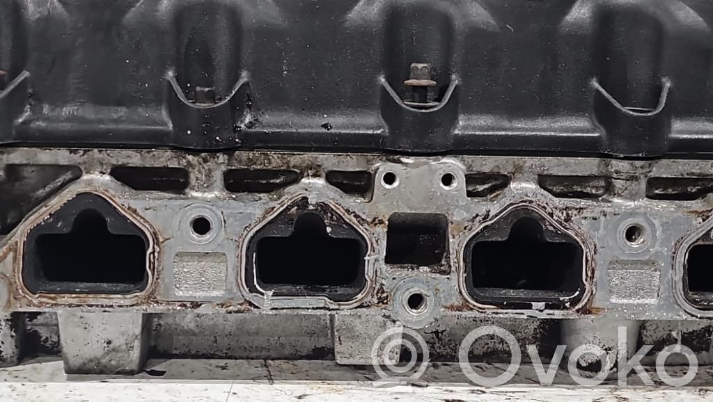 Engine head   04777751AB,04777751AB