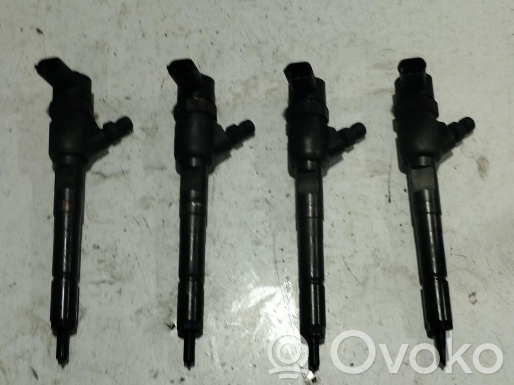 Suzuki Swift I Injector combustibil 