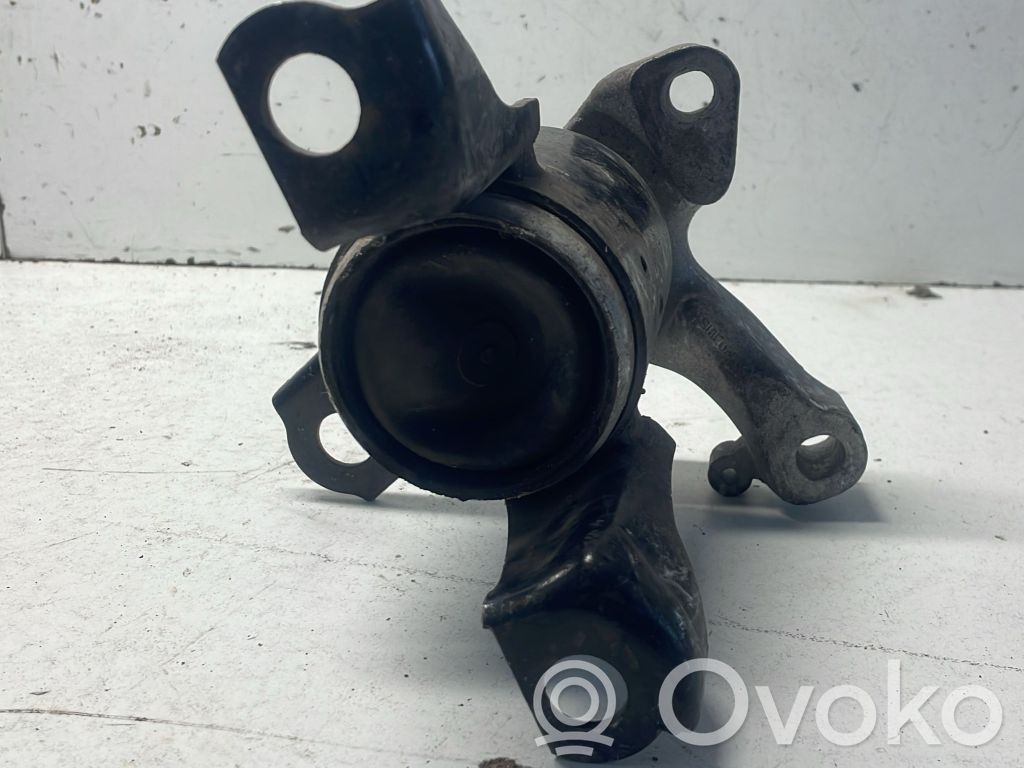 Ford Fiesta Engine mounting bracket 