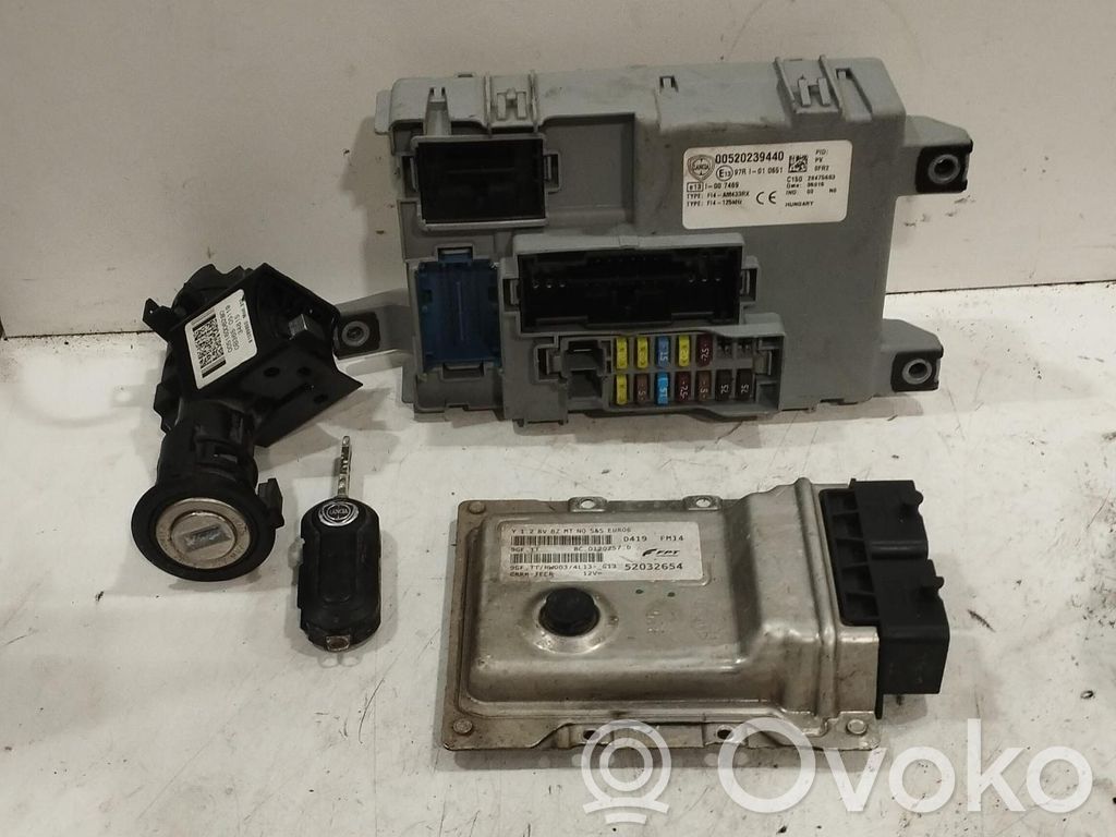 Lancia Ypsilon Engine ECU kit and lock set 